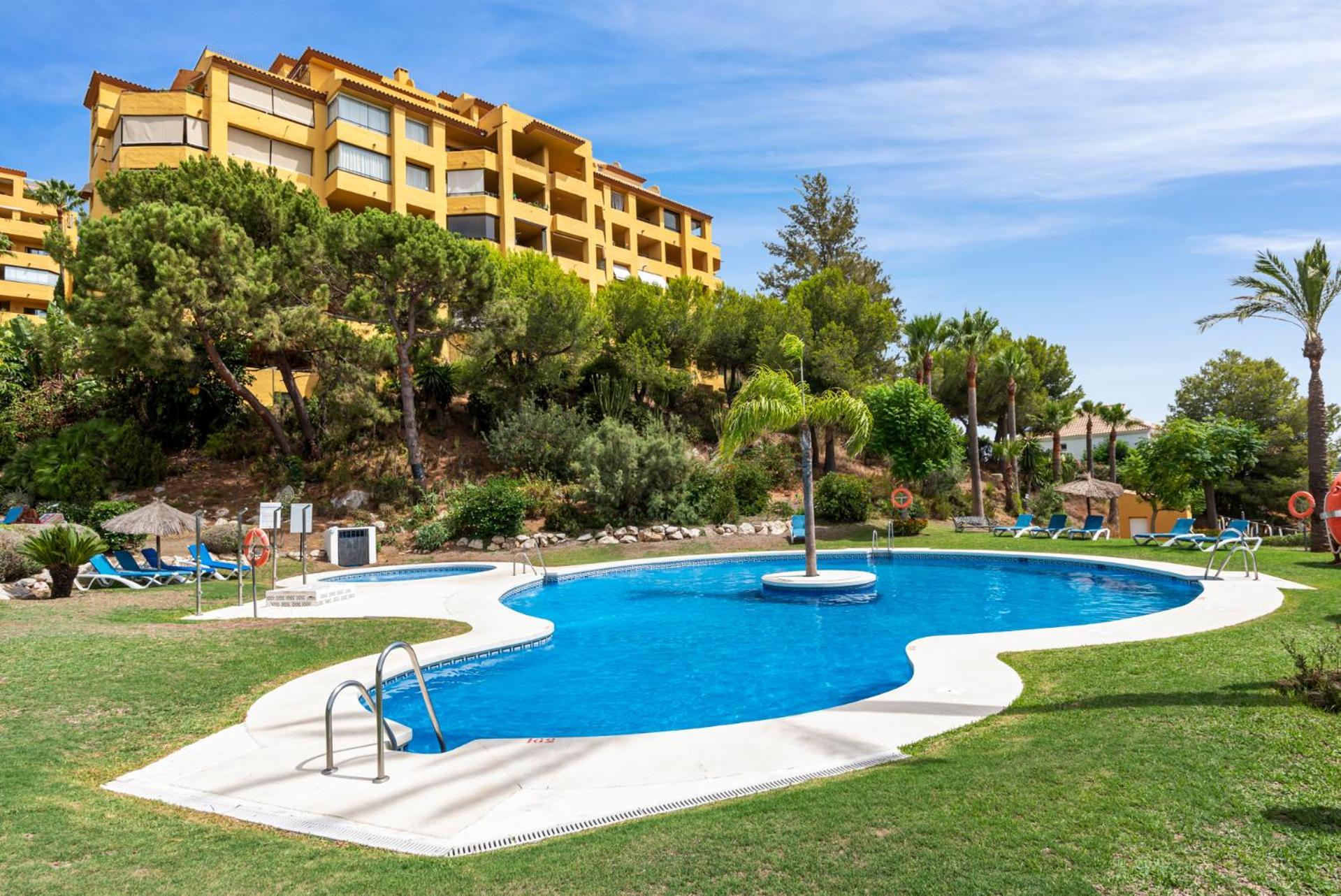 Sky And Sea Estepona Penthouse Ngoại thất bức ảnh